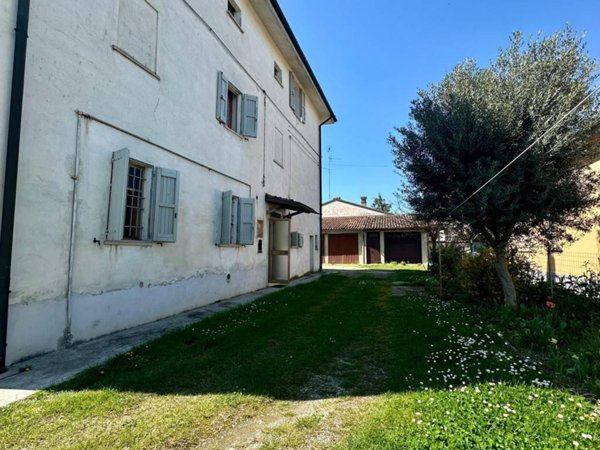 casa semindipendente in vendita a Crevalcore