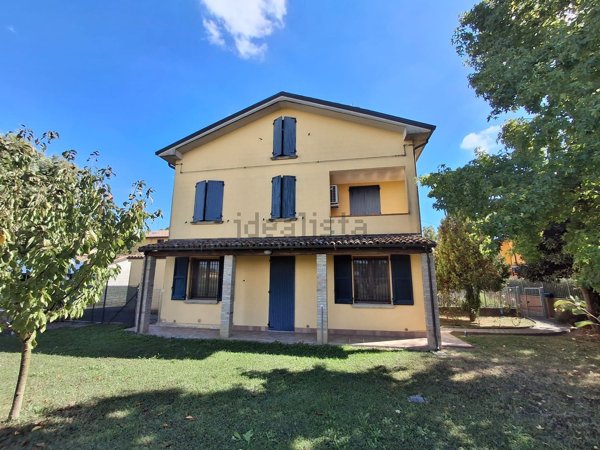 casa indipendente in vendita a Crevalcore