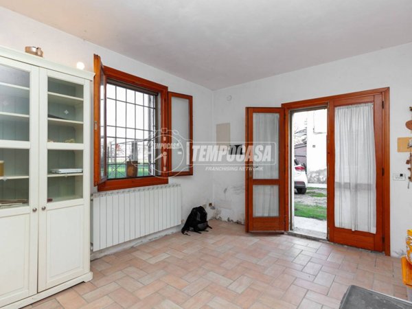 appartamento in vendita a Crevalcore in zona Caselle
