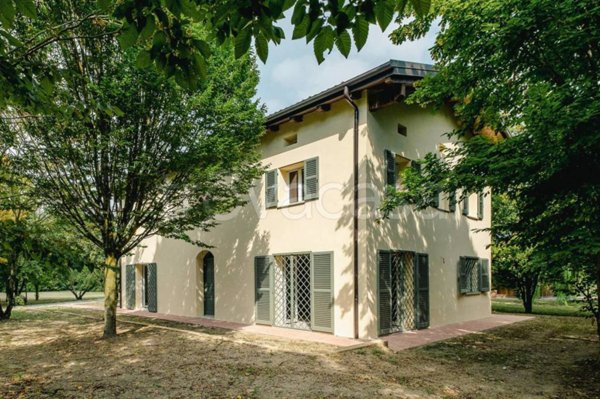 casa indipendente in vendita a Crevalcore in zona Sammartini