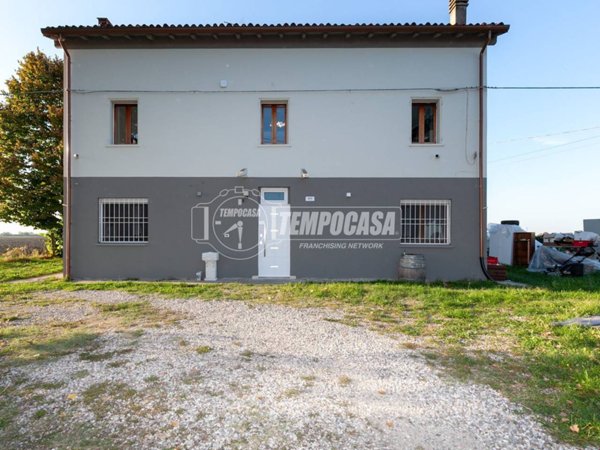 casa indipendente in vendita a Crevalcore in zona Sammartini