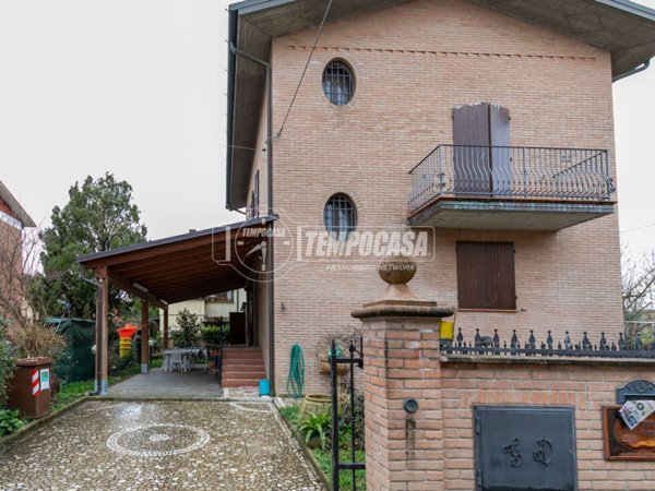 casa indipendente in vendita a Crevalcore