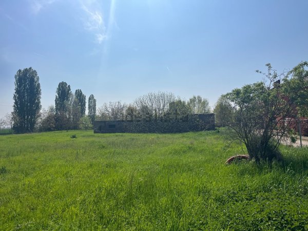 casa indipendente in vendita a Crevalcore in zona Caselle