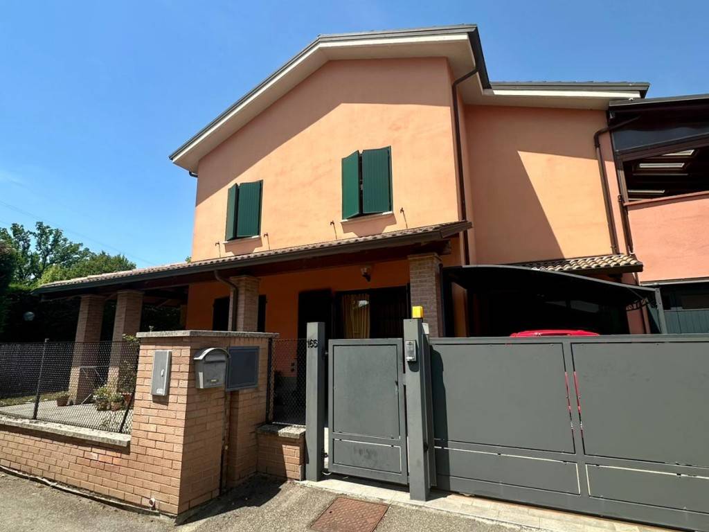 casa indipendente in vendita a Crevalcore