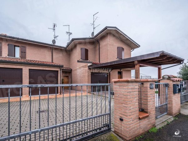 casa indipendente in vendita a Crevalcore
