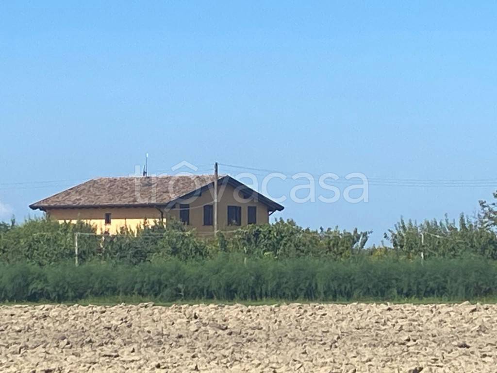 casa indipendente in vendita a Crevalcore in zona Palata Pepoli