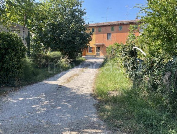appartamento in vendita a Crevalcore in zona Palata Pepoli