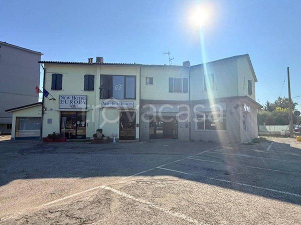negozio in vendita a Crevalcore