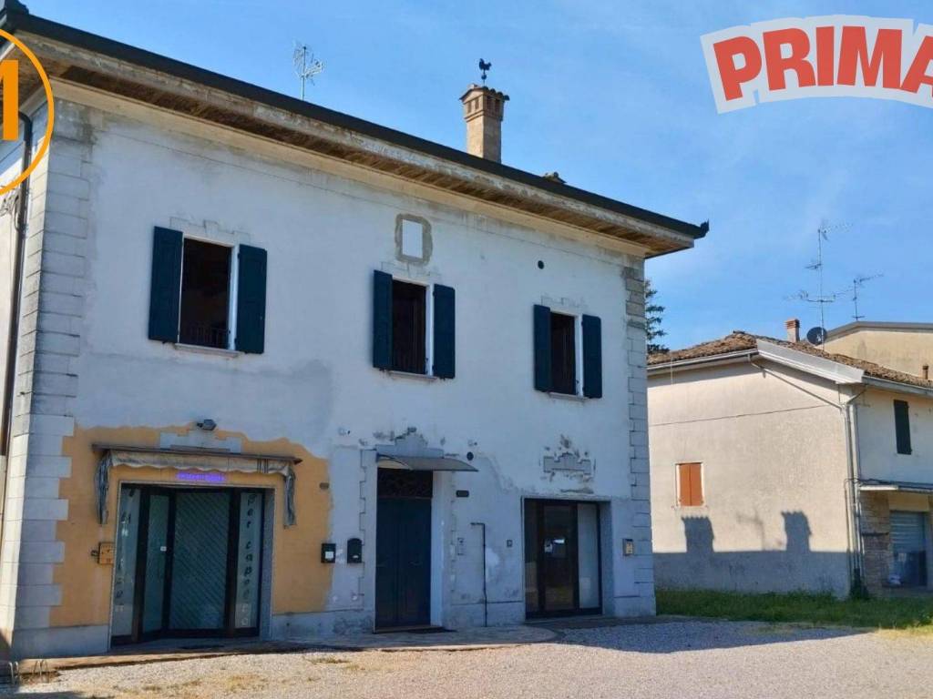 appartamento in vendita a Crevalcore in zona Palata Pepoli