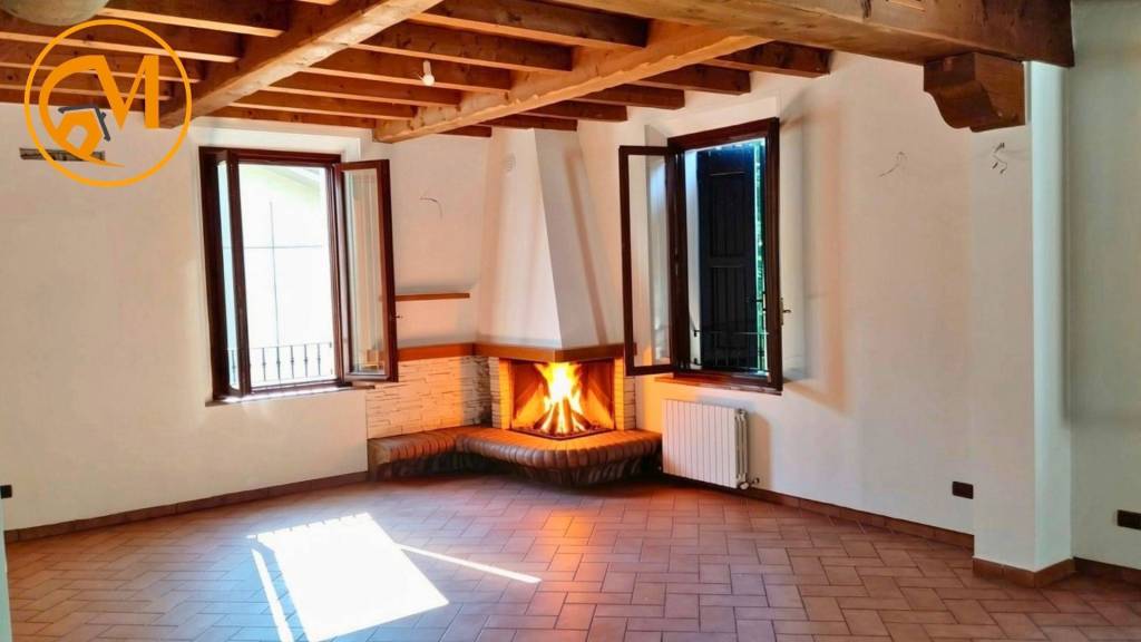 appartamento in vendita a Crevalcore in zona Palata Pepoli