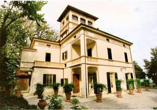 casa indipendente in vendita a Dozza