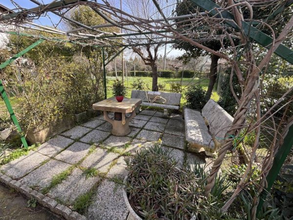 casa indipendente in vendita a Dozza in zona Toscanella