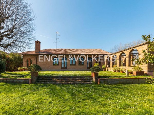 casa indipendente in vendita a Dozza