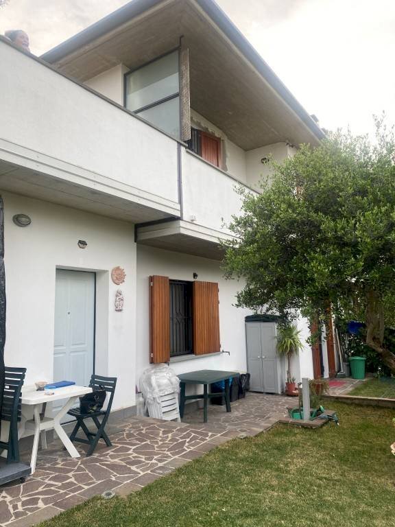 casa indipendente in vendita a Dozza