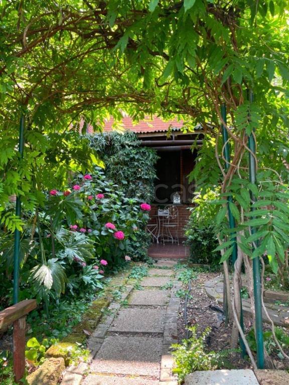 casa indipendente in vendita a Dozza
