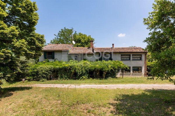 casa indipendente in vendita a Dozza