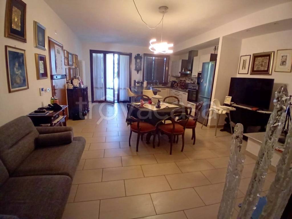 casa indipendente in vendita a Dozza in zona Toscanella