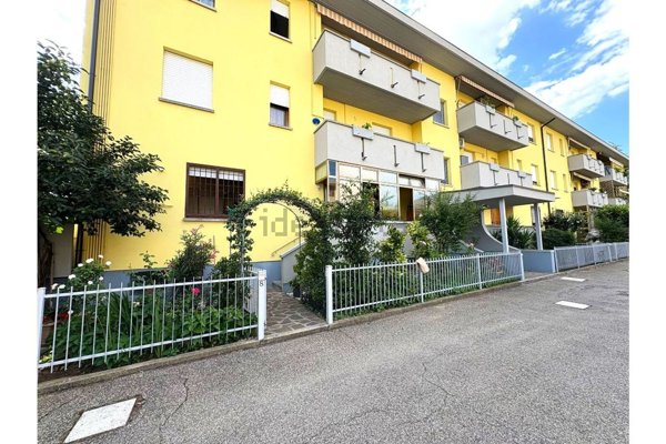 appartamento in vendita a Dozza in zona Toscanella