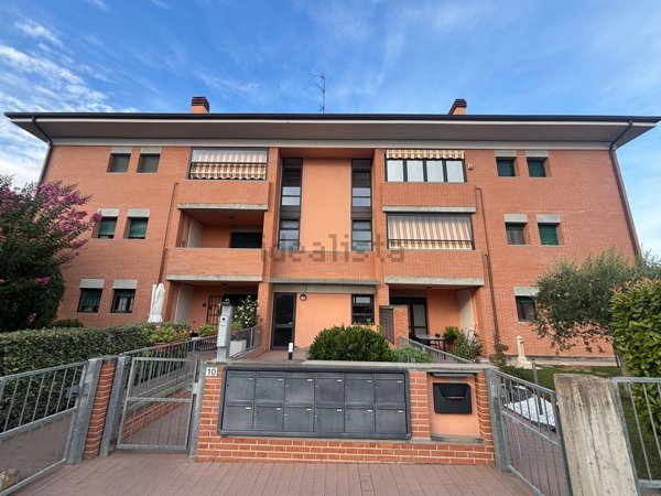 appartamento in vendita a Dozza in zona Toscanella