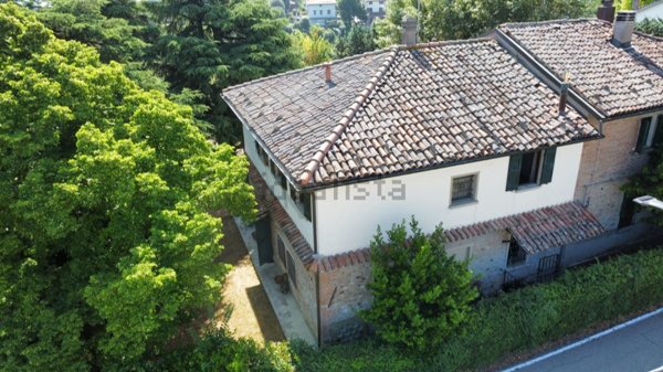 casa indipendente in vendita a Dozza