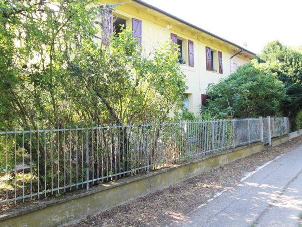 casa indipendente in vendita a Dozza in zona Toscanella