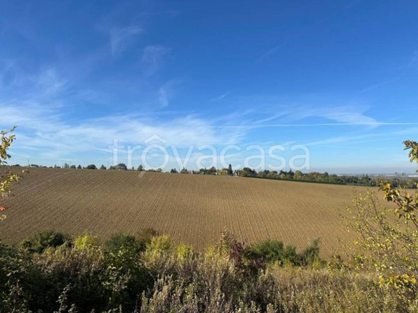 locale commerciale in vendita a Dozza