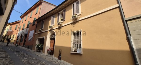 casa indipendente in vendita a Dozza