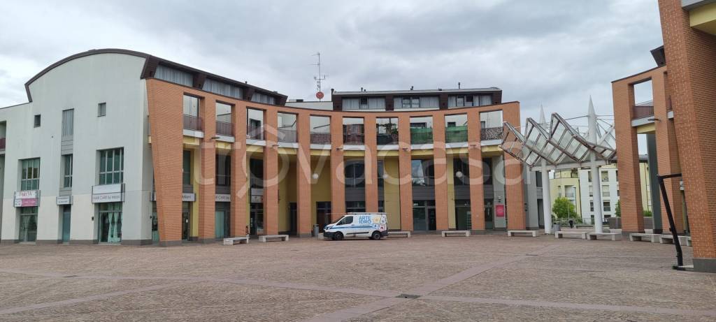 negozio in vendita a Dozza in zona Toscanella