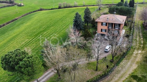 casa indipendente in vendita a Dozza