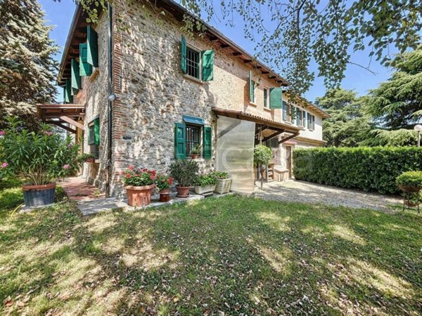 casa indipendente in vendita a Dozza