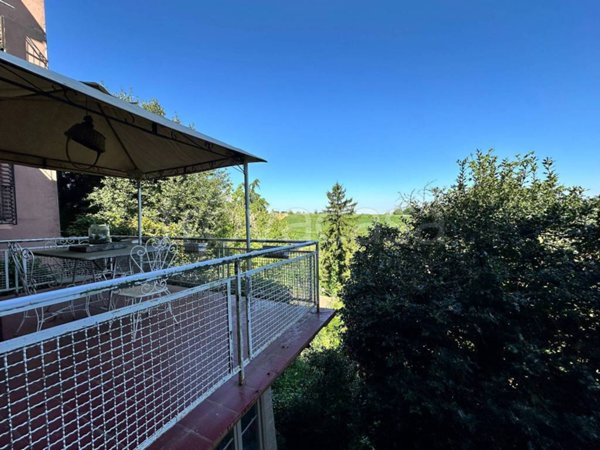 casa indipendente in vendita a Dozza