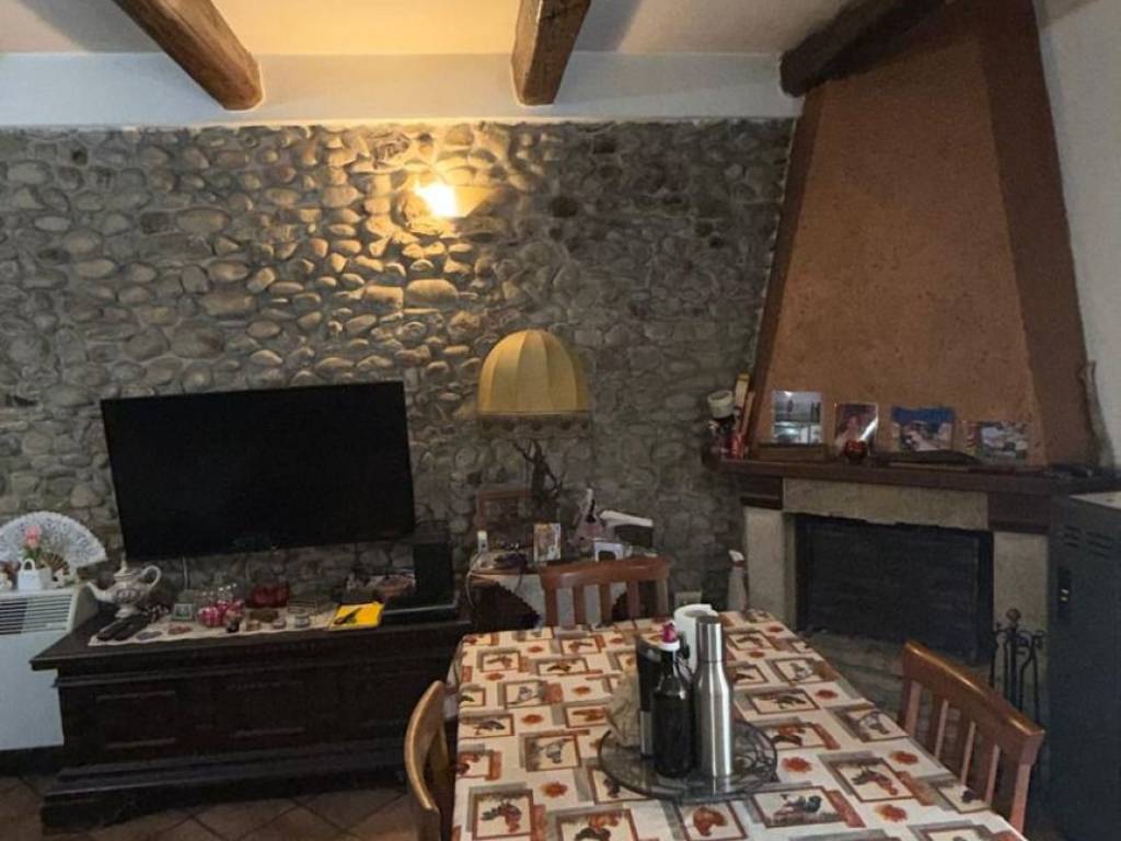 casa indipendente in vendita a Dozza in zona Toscanella