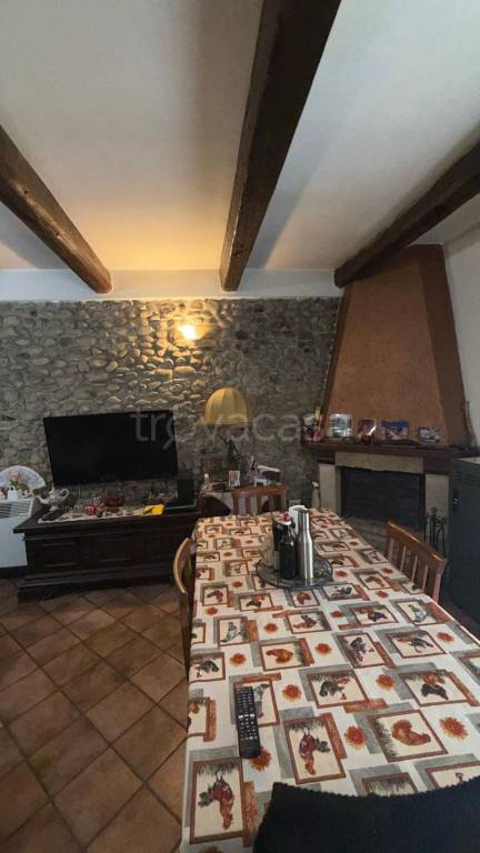 casa indipendente in vendita a Dozza in zona Toscanella