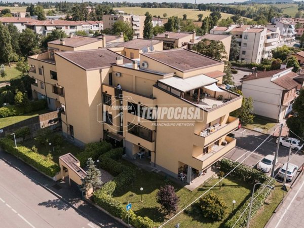 appartamento in vendita a Dozza in zona Toscanella