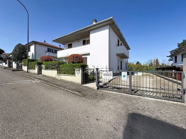 appartamento in vendita a Dozza