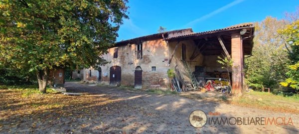 casa indipendente in vendita a Dozza