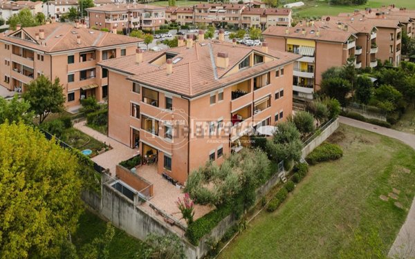 appartamento in vendita a Dozza in zona Toscanella