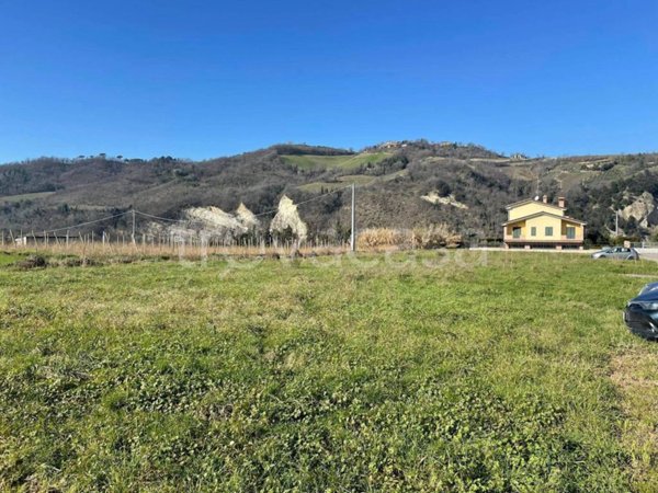 casa indipendente in vendita a Fontanelice