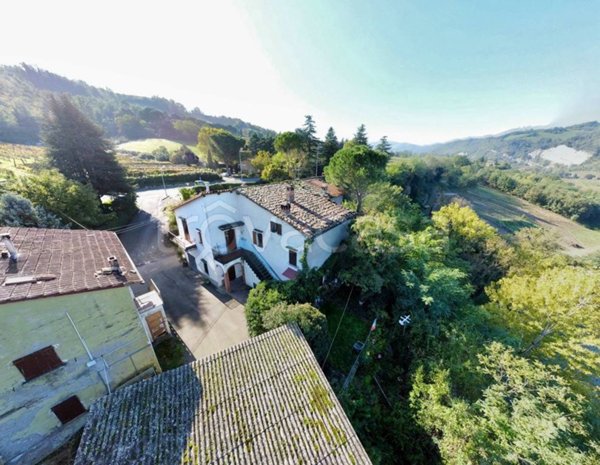 casa indipendente in vendita a Fontanelice