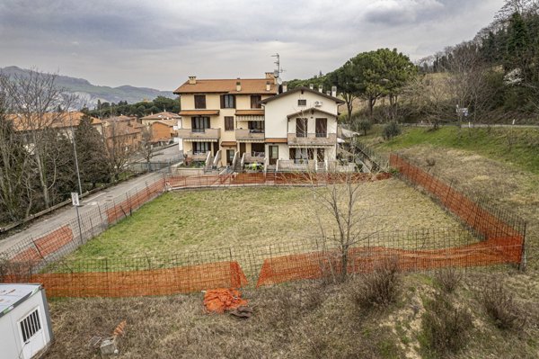 casa indipendente in vendita a Fontanelice