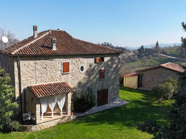 casa indipendente in vendita a Fontanelice