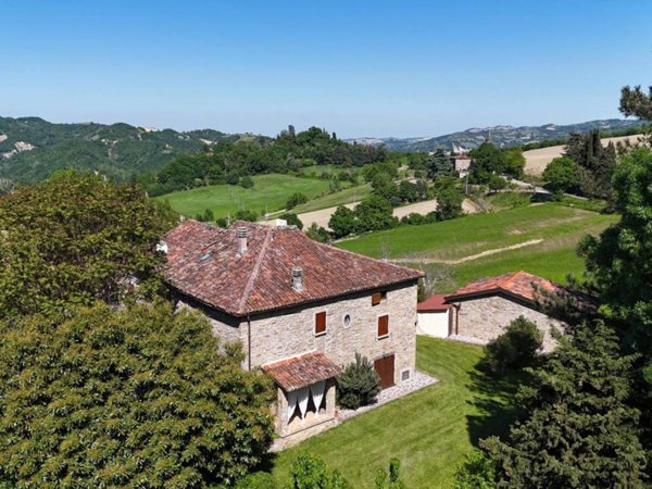 casa indipendente in vendita a Fontanelice