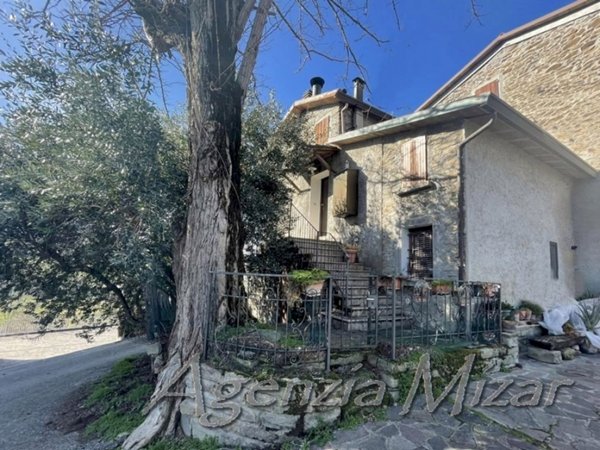 casa indipendente in vendita a Fontanelice