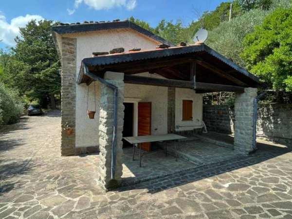 casa indipendente in vendita a Fontanelice