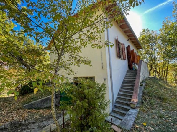 casa indipendente in vendita a Fontanelice