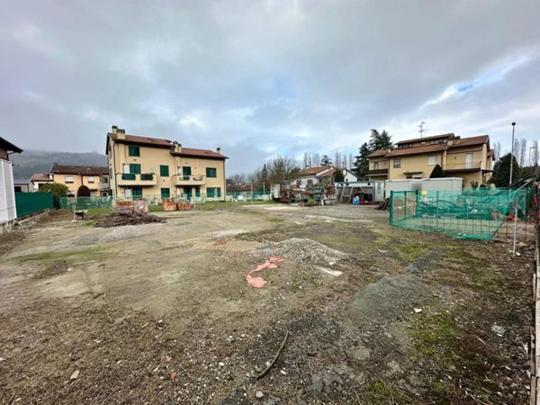 casa indipendente in vendita a Fontanelice