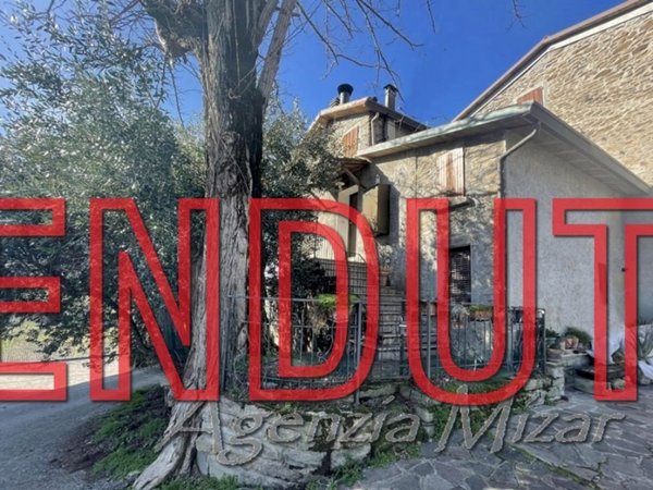 casa indipendente in vendita a Fontanelice