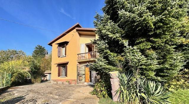 casa indipendente in vendita a Gaggio Montano