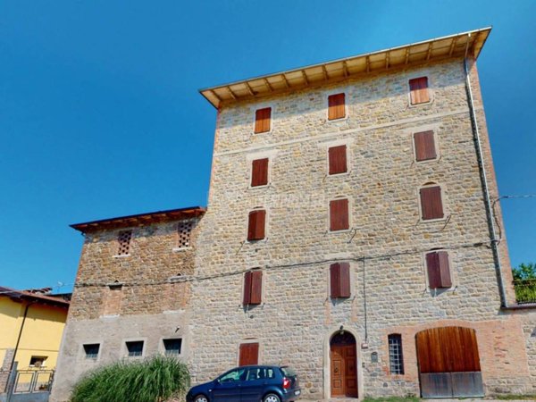 appartamento in vendita a Gaggio Montano in zona Marano