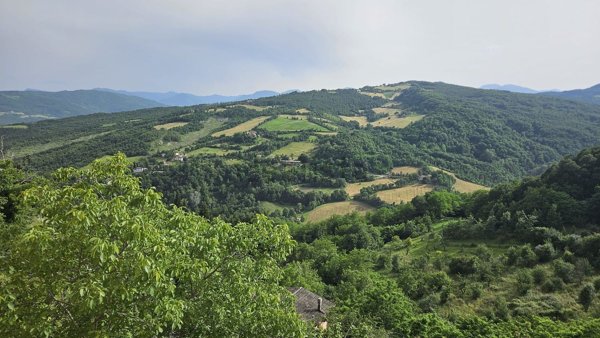 locale commerciale in vendita a Gaggio Montano